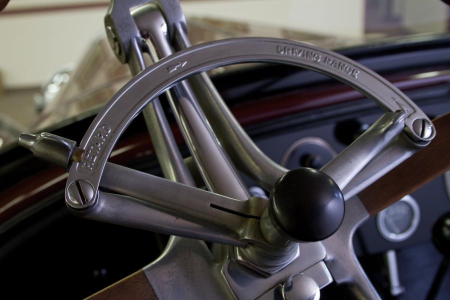 Lincoln Sport Phaeton 1924 года  (фото 13 из 20)